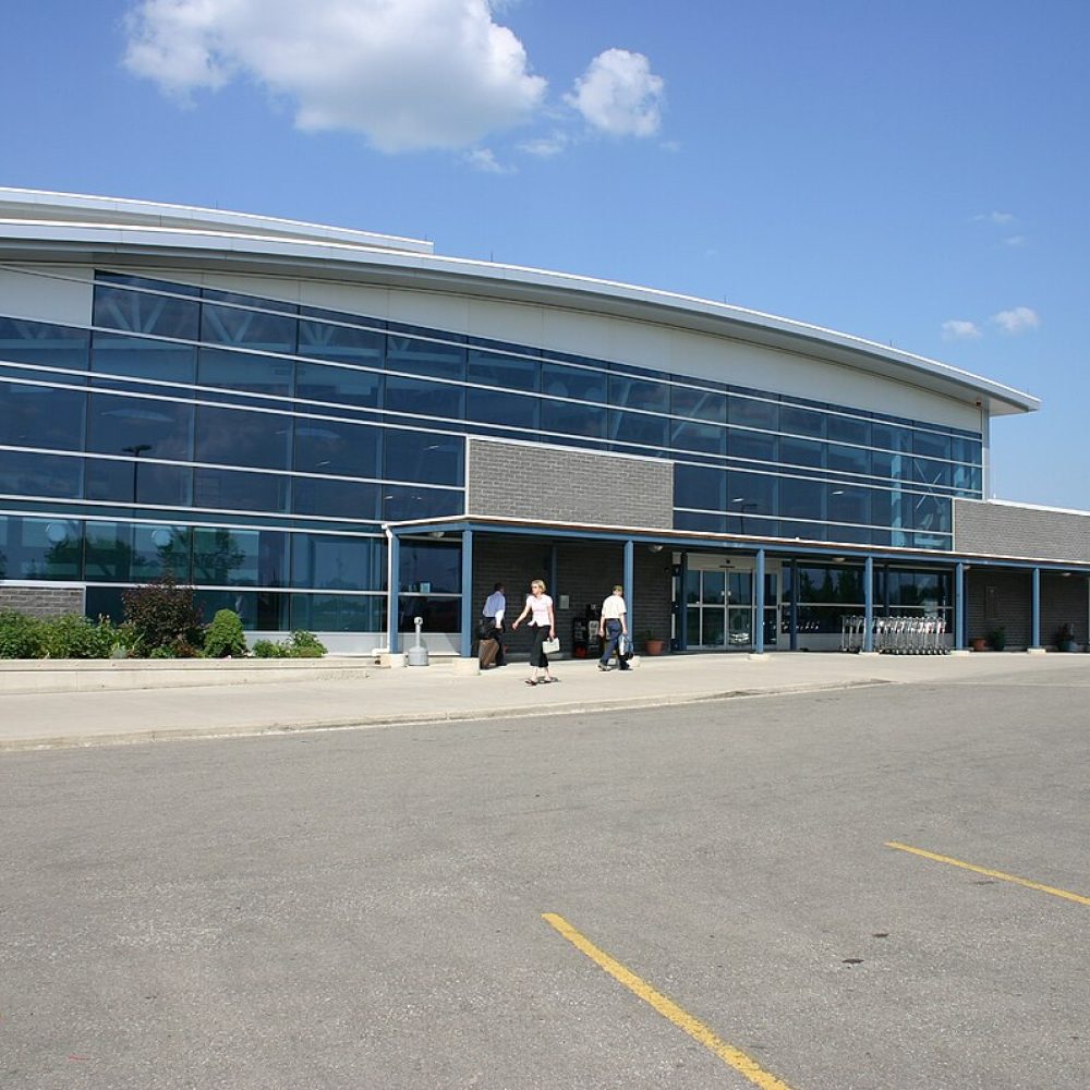 Region of Waterloo Airport Limo Service