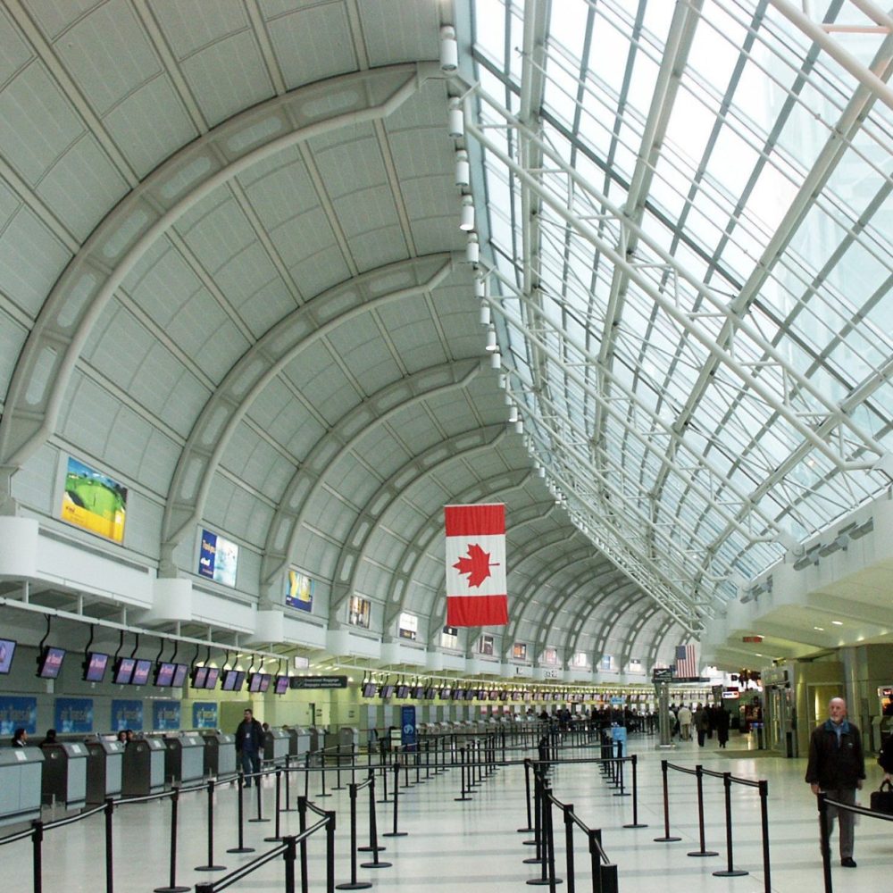 Toronto Pearson Airport Limo Service